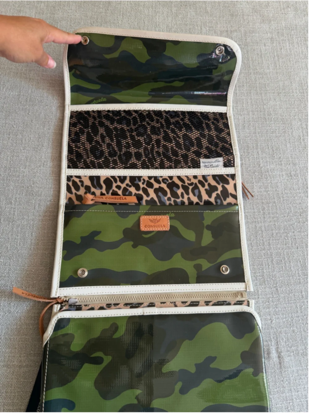 Consuela Camo Legacy Tote Baby Insert with Changing Mat Diaper Pad new with tags